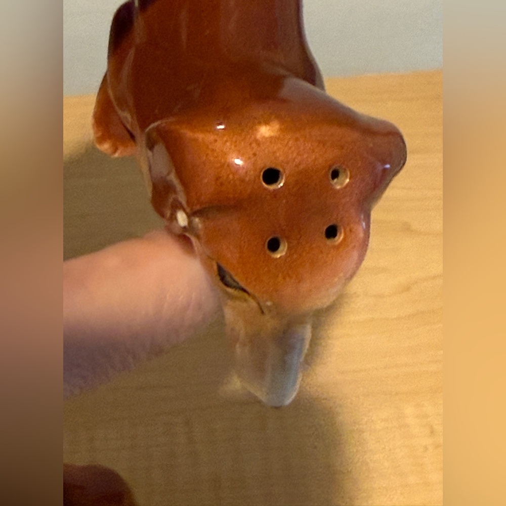 Vintage Dachshund Salt and Pepper Shakers - Picture 4 of 12